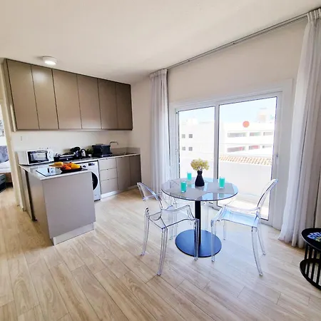 Kitieos With Sea View דירה